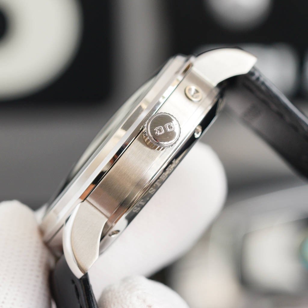 CARTIER SENATOR PANAROMA MOONPHASE STEEL