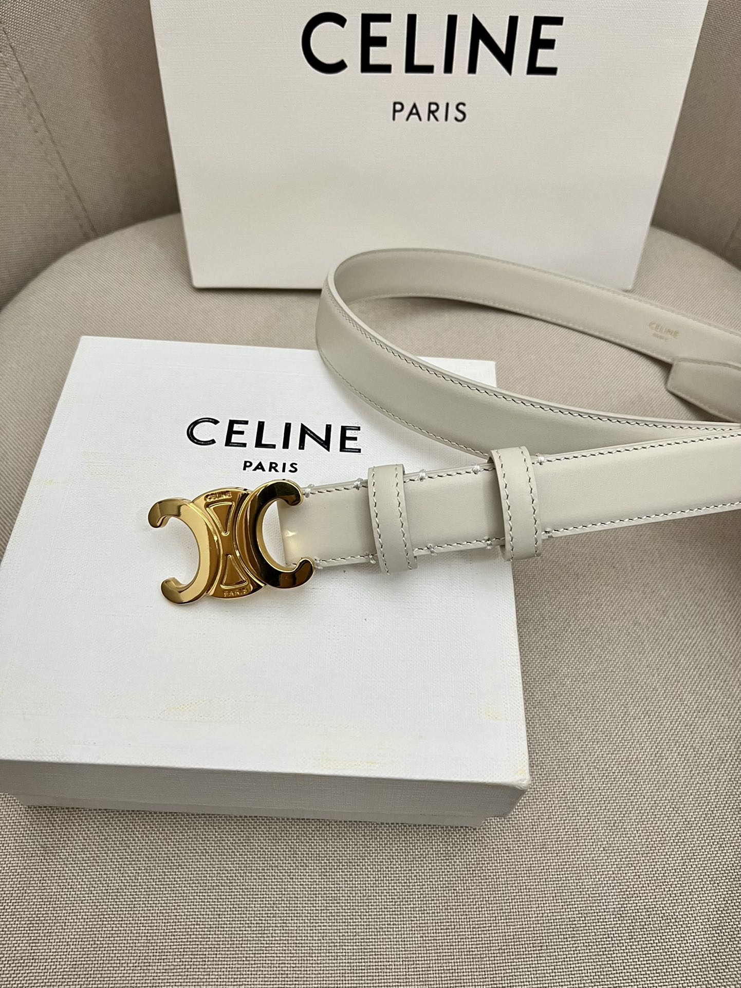 CELINE 25S TRIOMPHE 25MM BELT IN WHITE CALFSKIN GOLD HARDWARE