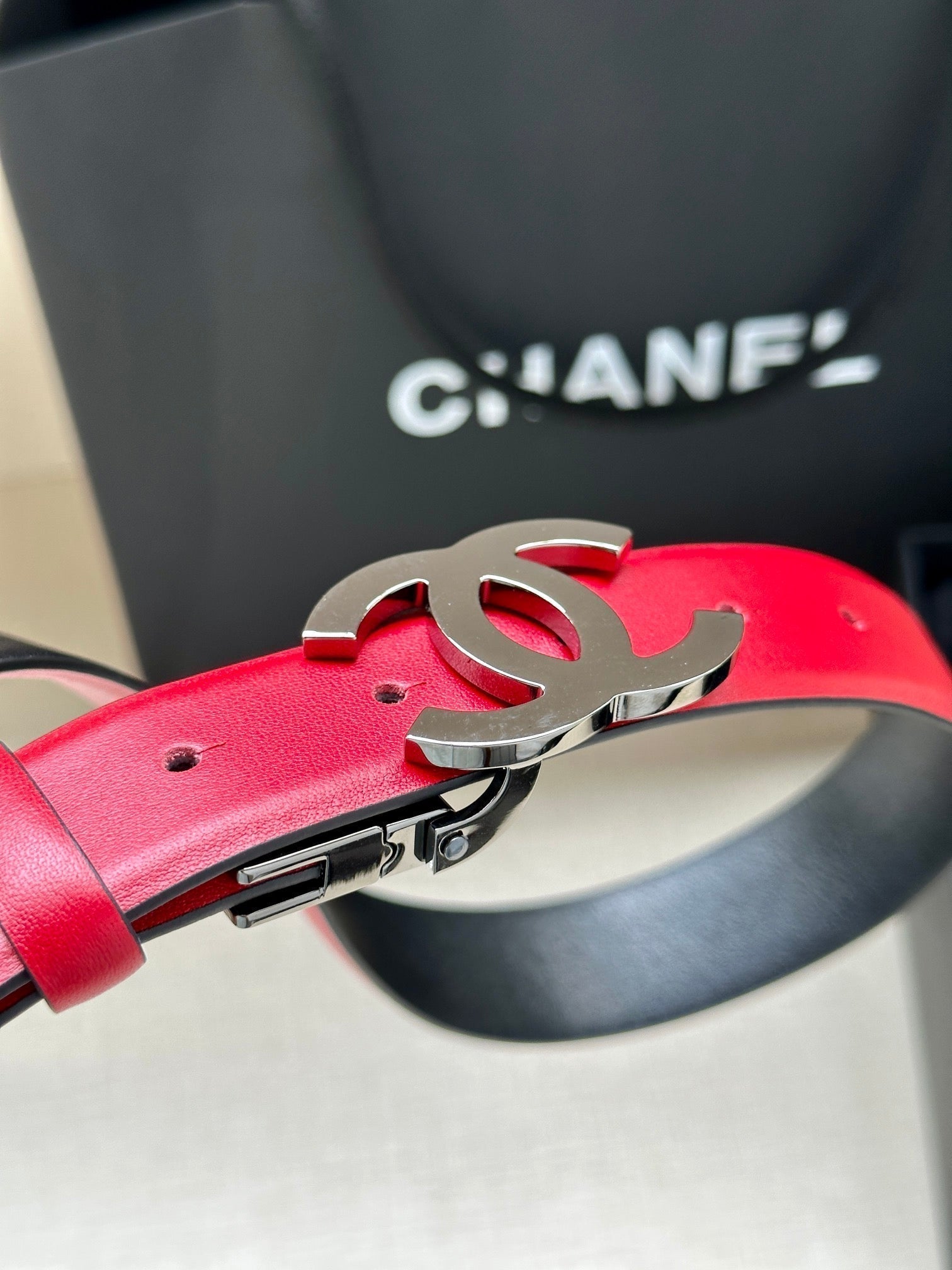 CHANEL 30MM BELT IN CHERRY RED AND BLACK CALFSKIN WITH SILVER HARDWARE