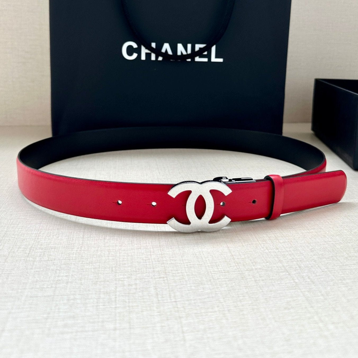 CHANEL 30MM BELT IN CHERRY RED AND BLACK CALFSKIN WITH SILVER HARDWARE
