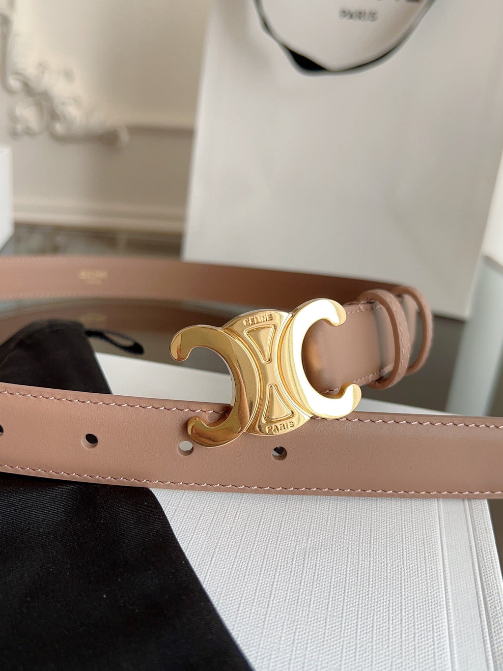 CELINE TRIOMPHE BELT 24MM IN BEAVER BROWN CALFSKIN WITH GOLD BUCKLE