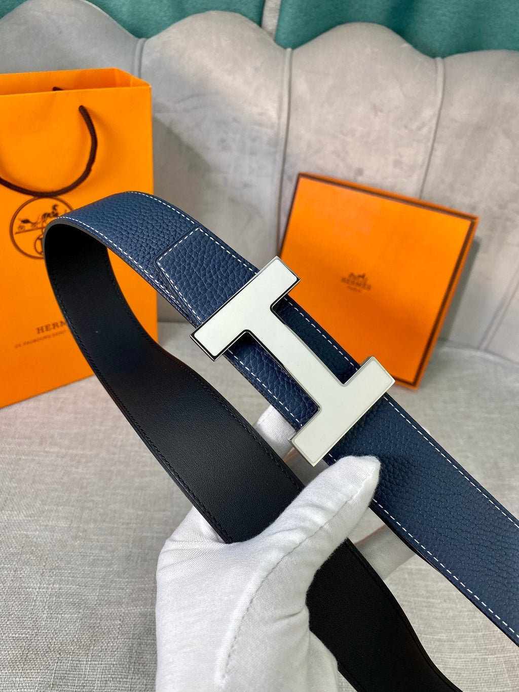 HERMES CONSTANCE BELT BUCKLE & REVERSIBLE NAVY BLUE LEATHER STRAP 38MM SILVER HARDWARE