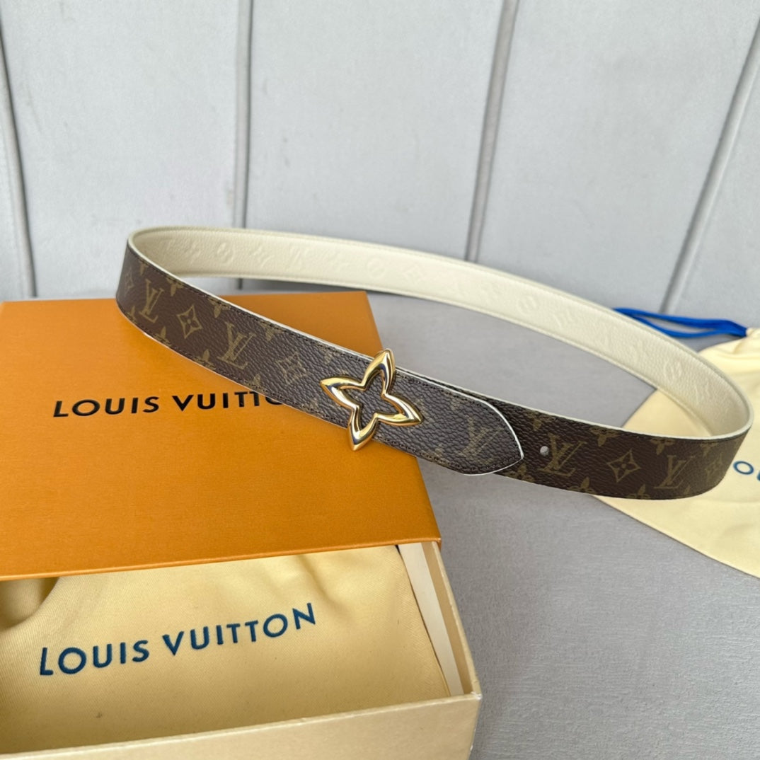 LOUIS VUITTON LV  MINI FLOWERGRAM 30MM REVERSIBLE BELT IN WHITE EMBOSSED CALFSKIN GOLD HARDWARE