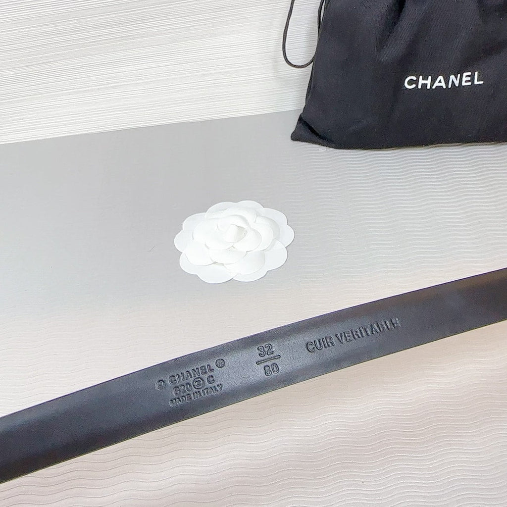 CHANEL BELT 20 MM IN DEEP PINK SMOOTH CALFSKIN GOLD HARDWARE ATTACH RHINSTONE