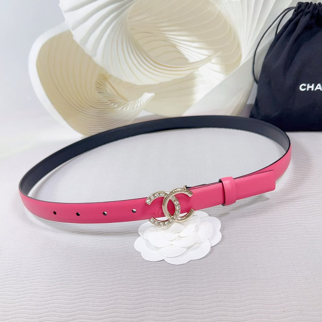 CHANEL BELT 20 MM IN DEEP PINK SMOOTH CALFSKIN GOLD HARDWARE ATTACH RHINSTONE