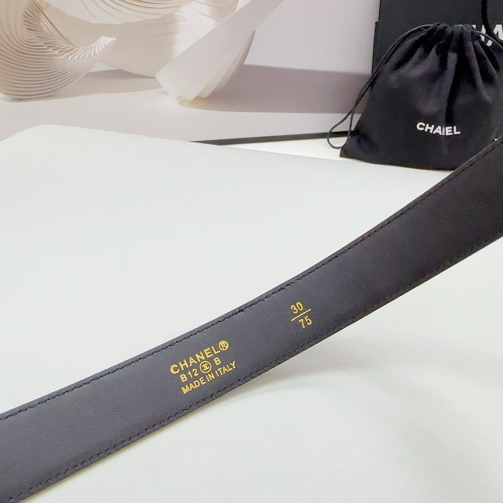 CHANEL 30MM BELT IN BEIGE CREAM EMBROIDERED CALFSKIN METAL HARDWARE