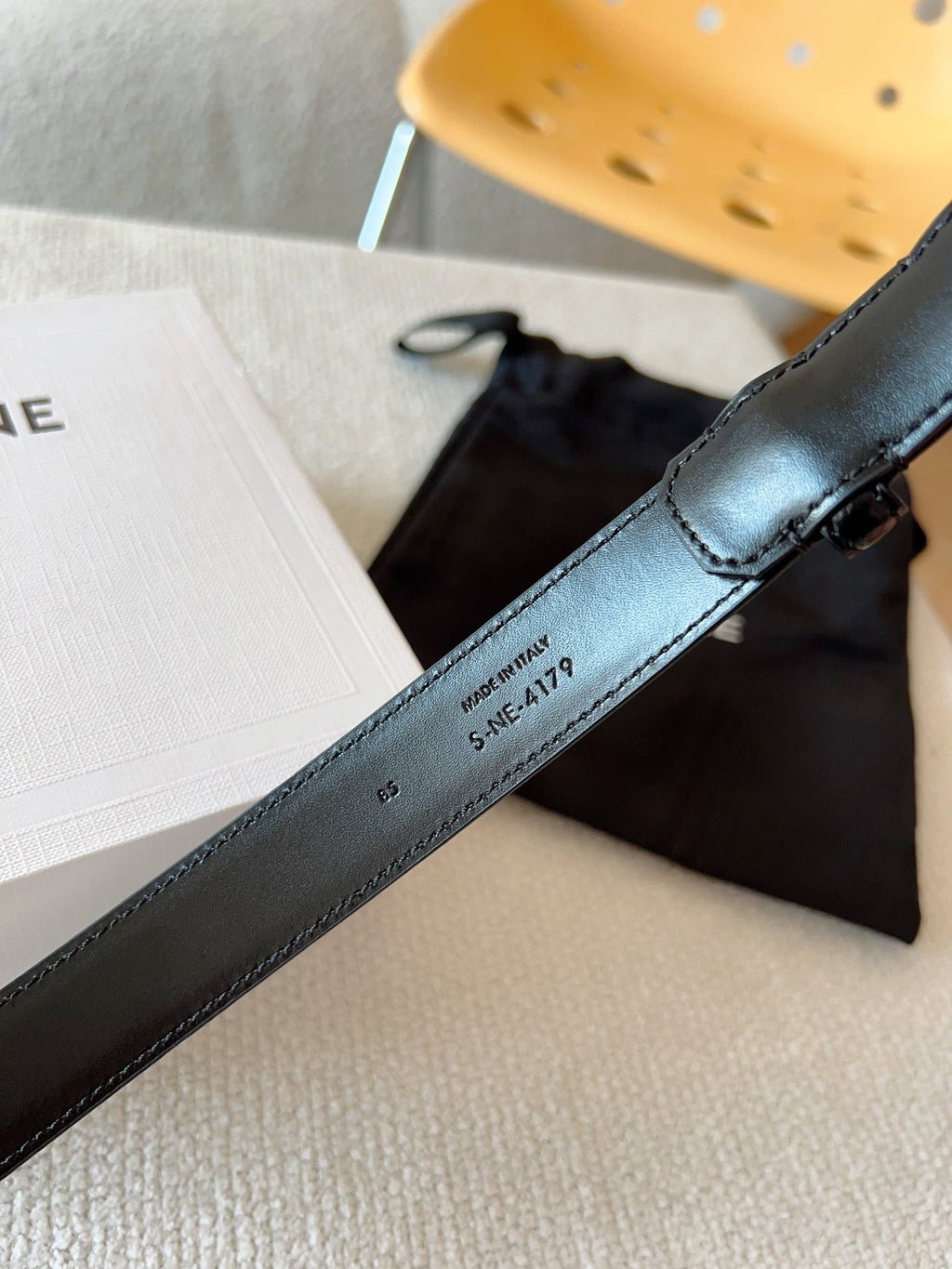 CELINE BELT 25MM TRIOMPHE LOGO CUT-OUT IN SMOOTH BLACK CALFSKIN WITH GOLD BUCKLE