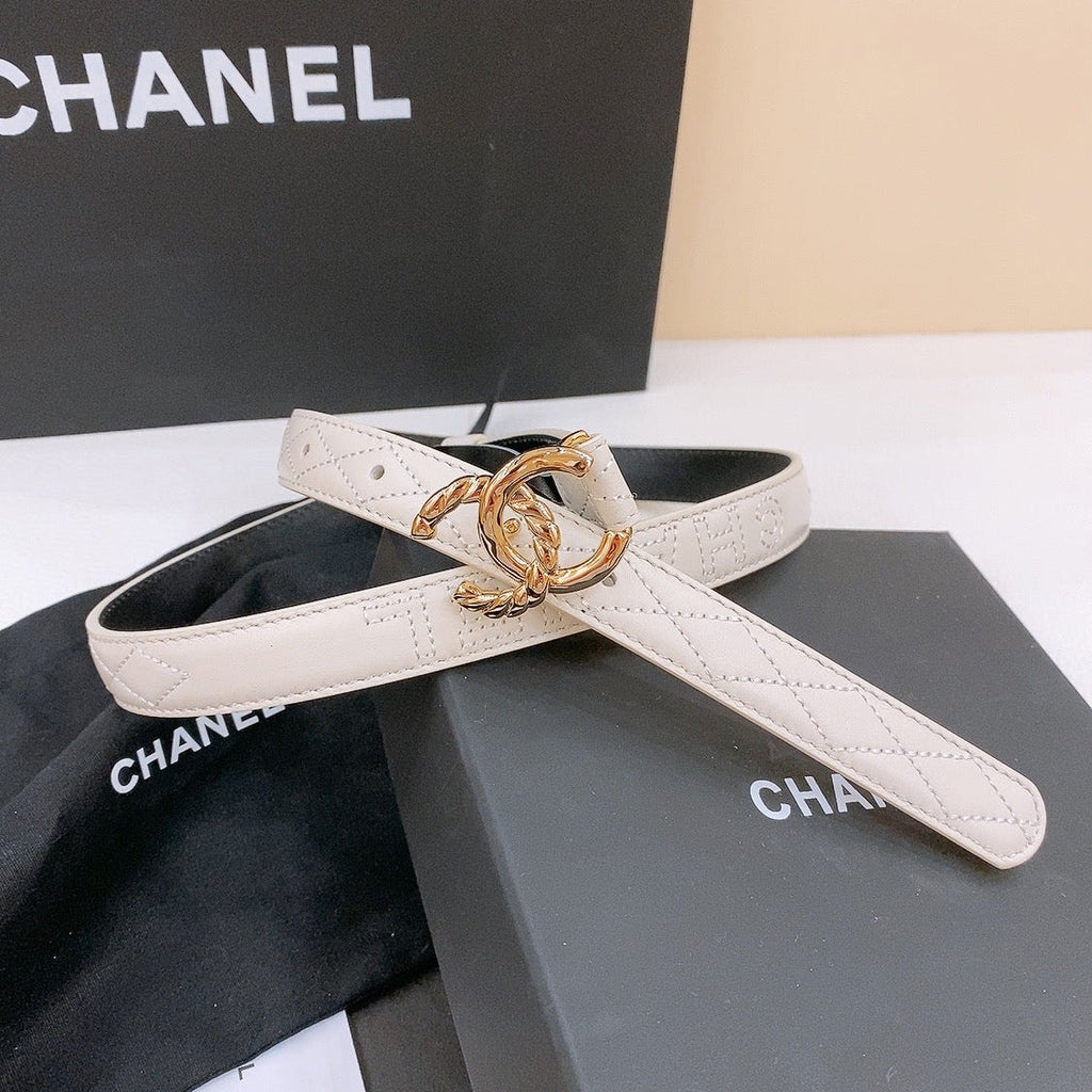 CHANEL DOUBLE C BELT 20MM IN WHITE CALFSKIN WITH QUILTED STITCHING SPIRAL GOLD BUCKLE