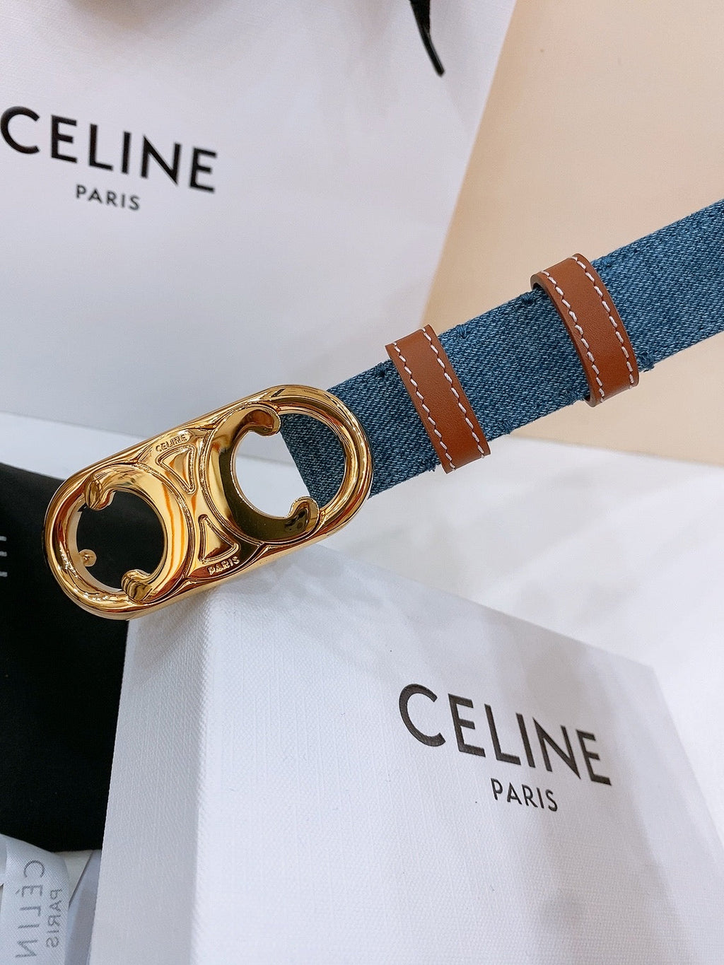 CELINE 25S BELT TRIOMPHE TAURILLON 25MM IN BROWN CALFSKIN AND DENIM 558352