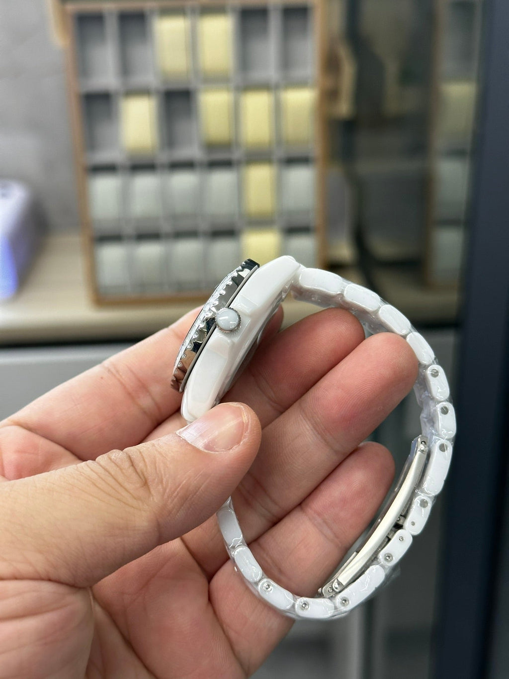 CHANEL J12 33MM DIAMOND BEZEN WHITE CERAMIC STEEL